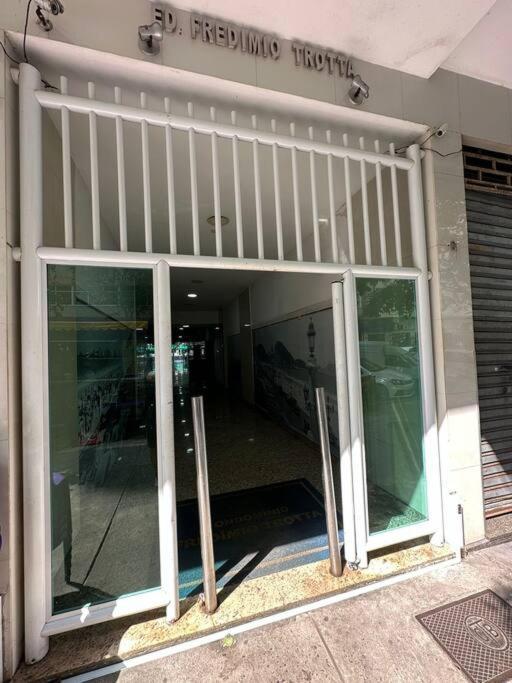 Belissimo Por Temporada Em Copacabana Appartamento Rio de Janeiro